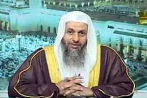 داعية سلفي يحرّم على المرأة لبس الكعب العالي داعية سلفي يحرّم على المرأة لبس الكعب العالي