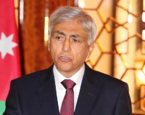 اتفاقية بين العمل وجمعية مصدري ومصنعي الالبسة لزيادة تشغيل الاردنيين  