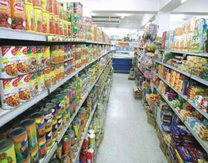 نقيب التجار يطالب بإعادة النظر بشروط التوريد للمؤسسات الاستهلاكية 