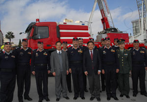 الدفاع المدني يتسلم منحة صينية بقيمة (2) مليون دينار أردني