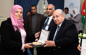 الأمير رعد يكرم طلبة التوجيهي من ذوي الاعاقة 