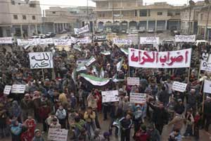 السلطات السورية تهدد بتحطيم المتاجر المشاركة في الاضراب السلطات السورية تهدد بتحطيم المتاجر المشاركة في الاضراب