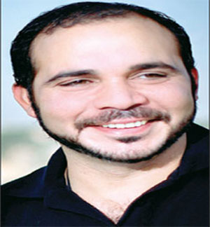 الامير علي يطالب (الفيفا) اعادة النظر بالموقف من حجاب اللاعبات 