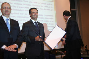 الاعلان عن جائزة التميز السياحي الاردني لعام 2011 الاعلان عن جائزة التميز السياحي الاردني لعام 2011