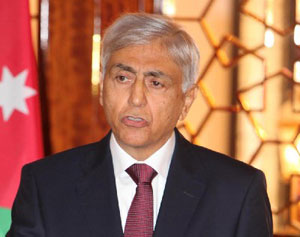 الواكد : وزارة العمل بصدد رفع الحد الادنى للاجور وصياغة تعليمات جديدة لتنظيم العمالة الوافدة 