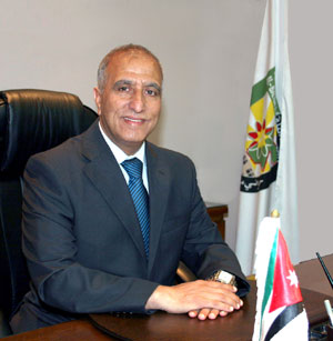 اخليف الطراونة في معان : زيادة على رواتب العاملين في جامعة البلقاء اخليف الطراونة في معان : زيادة على رواتب العاملين في جامعة البلقاء