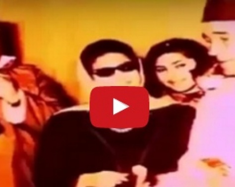 فيديو نادر لجنازة أم كلثوم.. شاهدوا الحشود في تشييع جثمانها وظهور نور الشريف! فيديو نادر لجنازة أم كلثوم.. شاهدوا الحشود في تشييع جثمانها وظهور نور الشريف!
