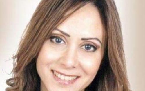 صحفية مصرية " تعرض نفسها " على السيسي صحفية مصرية " تعرض نفسها " على السيسي