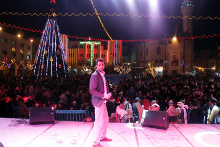 طوني قطان.. نجم ختام فعاليات مهرجان الميلاد الدولي! طوني قطان.. نجم ختام فعاليات مهرجان الميلاد الدولي!