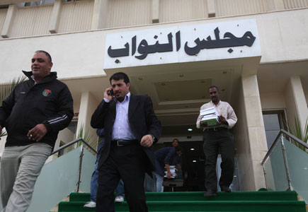لجان تحقيق هذا الأسبوع في بيع الفوسفات والبوتاس والإسمنت لجان تحقيق هذا الأسبوع في بيع الفوسفات والبوتاس والإسمنت