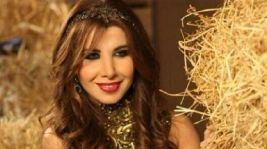 نانسي عجرم ملكة "أسطورية" في كليبها "ما اوعدك".. بالفيديو نانسي عجرم ملكة "أسطورية" في كليبها "ما اوعدك".. بالفيديو