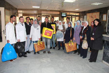 حمله تطوعيه في البلقاء التطبيقية  لجمع تبرعات لمرضى المركز الوطني للصحه النفسيه