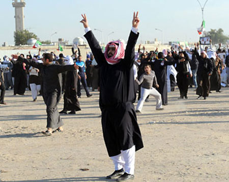 جرحى ومعتقلون بمظاهرة للبدون بالكويت