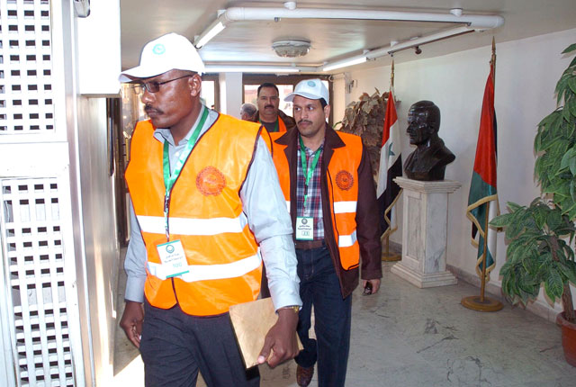 سوريا تقبل استمرار مُهمة المراقبين دون توسيع تفويضهم