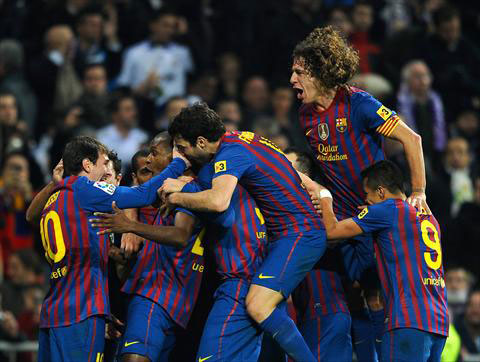 برشلونة يهزم ريال مدريد ويخطو نحو نصف النهائي برشلونة يهزم ريال مدريد ويخطو نحو نصف النهائي