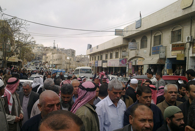 60 في المئة من الاردنيين يعتقدون أن الأمور تسير في الاتجاه الصحيح 60 في المئة من الاردنيين يعتقدون أن الأمور تسير في الاتجاه الصحيح