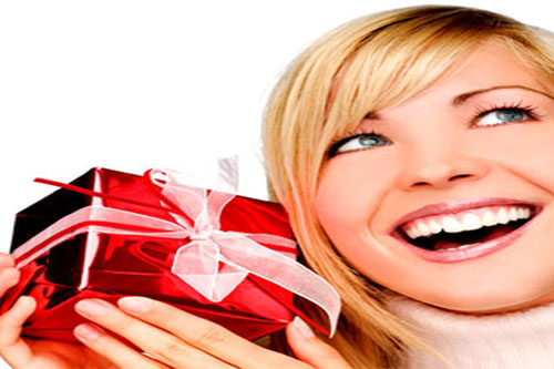 5 نصائح لتختاري الهدية المثالية له في عيد الحب 5 نصائح لتختاري الهدية المثالية له في عيد الحب
