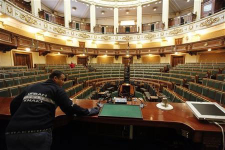 البرلمان المصري بقيادة الاسلاميين يعقد جلسته الاولى الاثنين