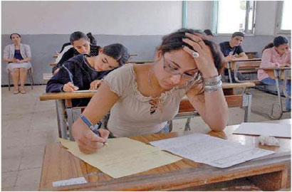 طلبة الثانوية العامة ينهون امتحانات الدورة الشتوية  