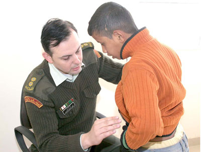 قيادة العمليات الخاصة المشتركة تنظم يوما طبيا مجانيا في محافظة الزرقاء