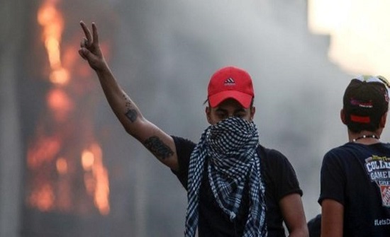 بالصور : اعتقالات "تحت جنح الظلام" بالبصرة.. ومطالبة بالمحاسبة
