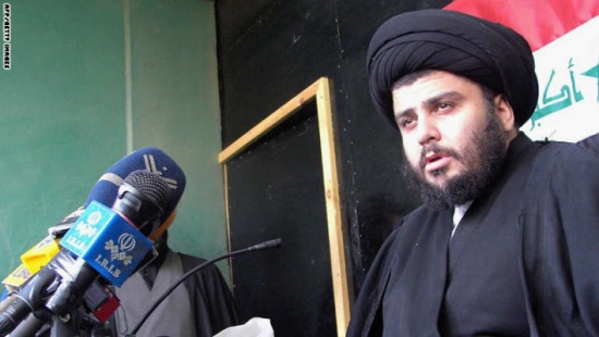 مقتدى الصدر ينسحب من الحياة السياسية وينهي الصلة بكتلته النيابية