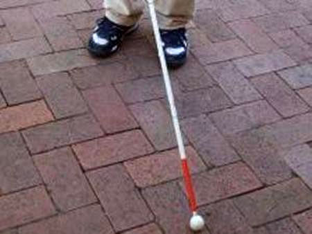 الوطنية للعصا البيضاء للمكفوفين تطلق حملة فحص بصري شامل 