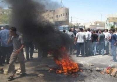 احتجاج لعاطلين عن العمل في الطفيلة احتجاج لعاطلين عن العمل في الطفيلة