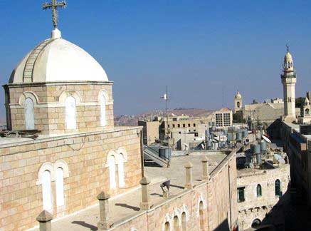 الاحتلال يخطر بهدم منزلين بالمعصرة ببيت لحم 