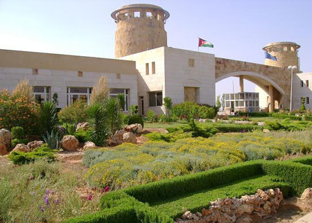 ورشة التوجيه نحو التعليم في جامعة العلوم والتكنولوجيا