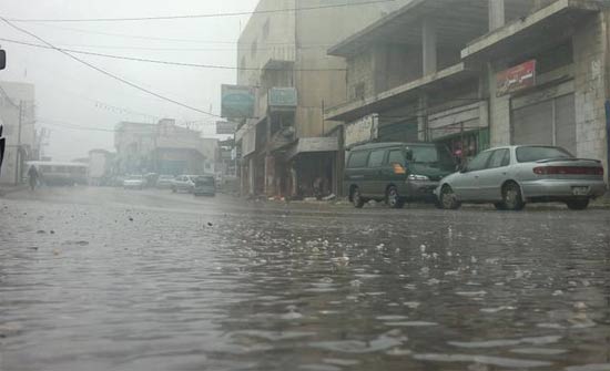 منخفض جوي الخميس والجمعة وأجواء باردة منخفض جوي الخميس والجمعة وأجواء باردة