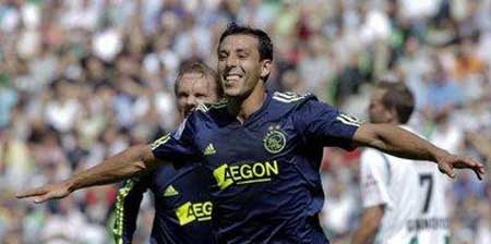 المغربي الحمداوي يتوصل لاتفاق مع فيورنتينا الإيطالي .. وأياكس يرفض إنتقاله