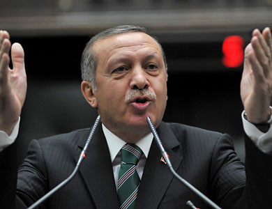 أردوغان لا يمانع في إعادة محاكمة العسكريين المتهمين بالتخطيط لانقلاب