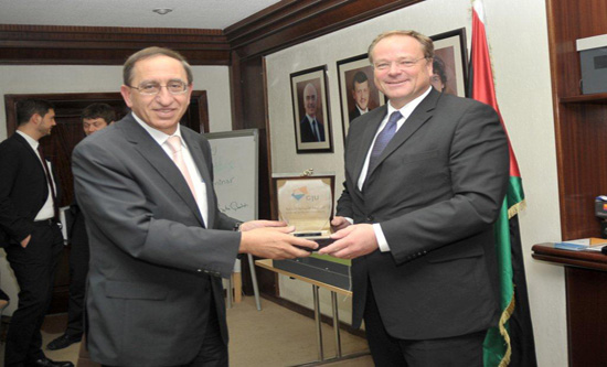 وزير ألماني يزور الجامعة الألمانية الأردنية