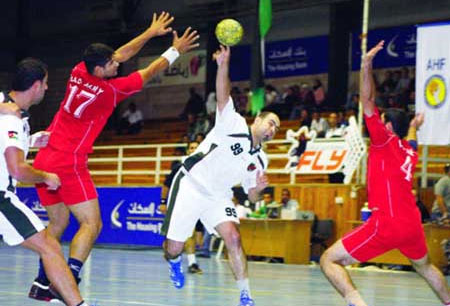 منتخبنا الوطني لكرة اليد يخسر اما الكويت منتخبنا الوطني لكرة اليد يخسر اما الكويت