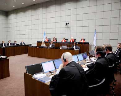 محاكمة المتهمين الأربعة باغتيال الحريري غيابياً