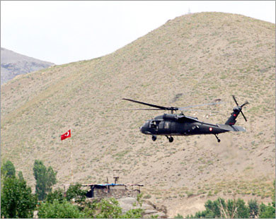 تركيا تستأنف هجماتها على الأكراد