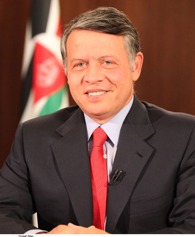 الملك يتلقى اتصالاً هاتفياً من رئيس الوزراء البريطاني الملك يتلقى اتصالاً هاتفياً من رئيس الوزراء البريطاني