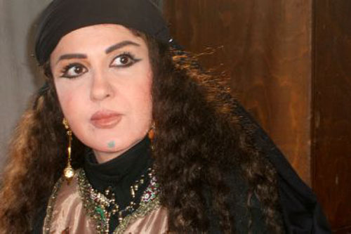 مادلين طبر بالعباءة الصعيدية لأول مرة.. ورقصها مفاجأة مادلين طبر بالعباءة الصعيدية لأول مرة.. ورقصها مفاجأة