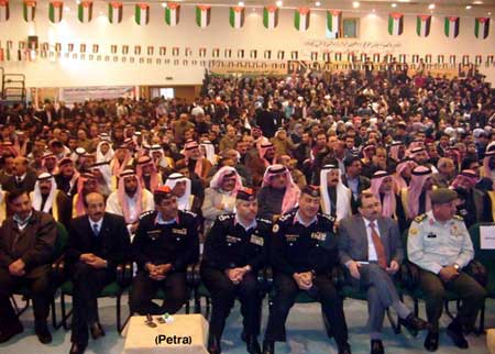 محافظة معان تجدد اعتزازها بالقيادة الهاشمية والالتفاف حولها 