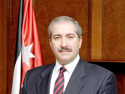 وزير الخارجية يلتقي وفد من كلية الدفاع الوطني الاميريكية