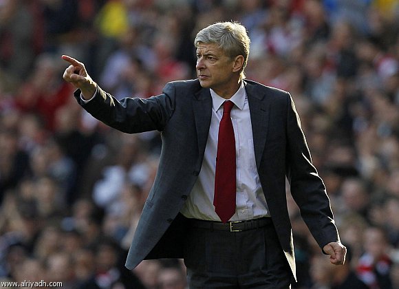 فينجر مدرب ارسنال يهاجم اداء لاعبيه امام ميلانو