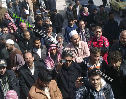 مسيرات الجمعة تطالب بالاصلاح ومكافحة الفساد ونصرة المعلم ( صور وفيديو )
