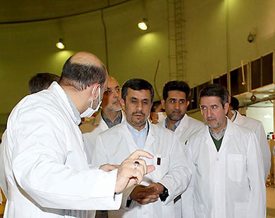 عمل عسكري ضد إيران إذا فشلت العقوبات 	