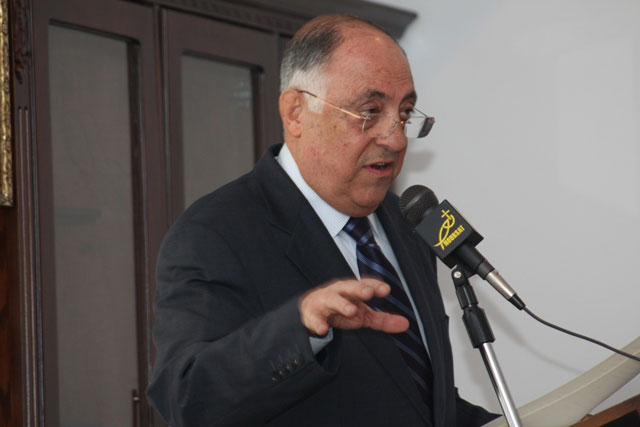 وزير الصناعة يؤكد أهمية المحافظة على توازن السوق 