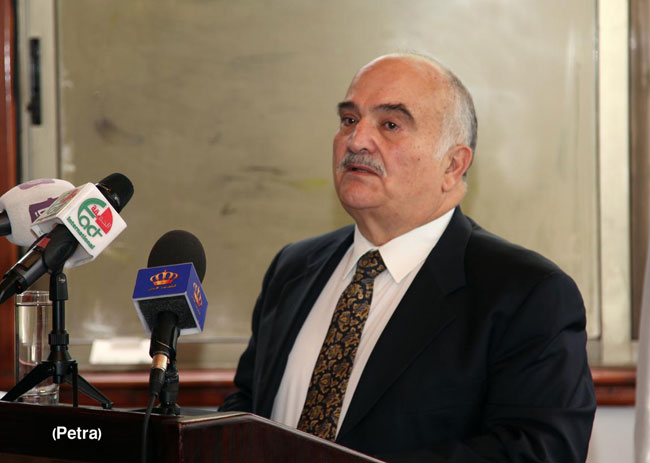 الأمير الحسن يوضح عبارة " التنخيل " الأمير الحسن يوضح عبارة " التنخيل "
