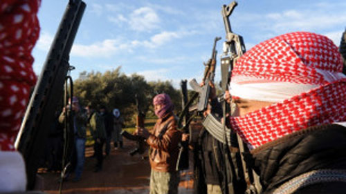 بريطانيا تحذر من حرب أهلية في سوريا والصين ترى إمكانية للتسوية السلمية