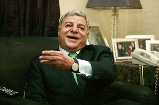 رئيس الوزراء يدعو المعلمين لإعادة الالق للتربية والتعليم 