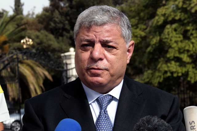 رئيس الوزراء يجري اتصالا هاتفيا مع رئيس المفوضية الاوروبية