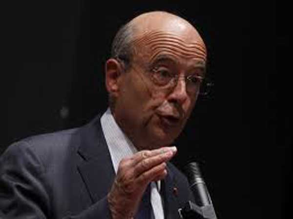  آلان جوبيه يطالب بوقف القصف على حمص 